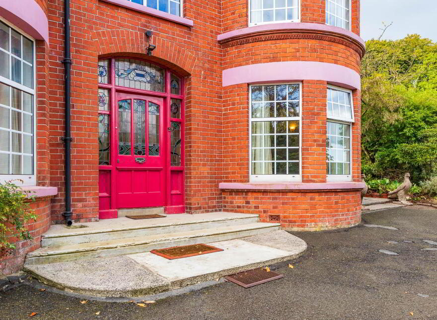 7 York Avenue, Whitehead, Carrickfergus, BT38 9QT
