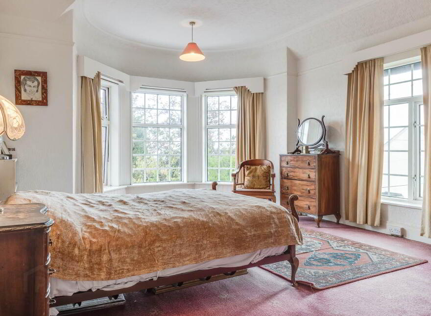 7 York Avenue, Whitehead, Carrickfergus, BT38 9QT
