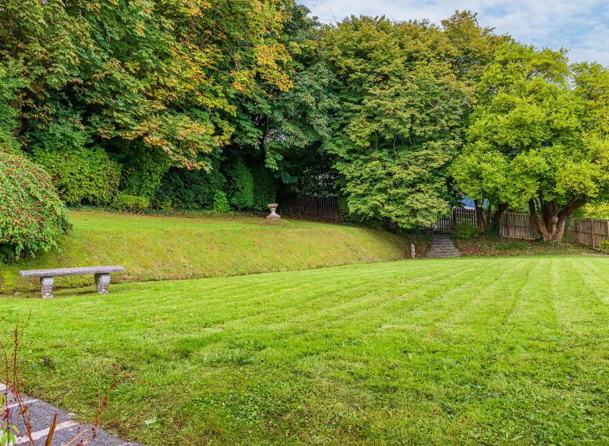 7 York Avenue, Whitehead, Carrickfergus, BT38 9QT