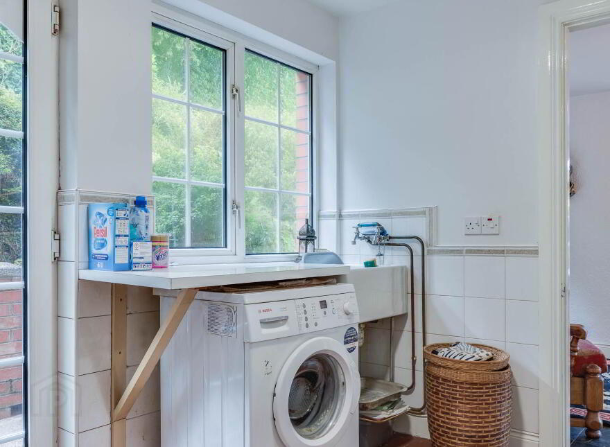 7 York Avenue, Whitehead, Carrickfergus, BT38 9QT