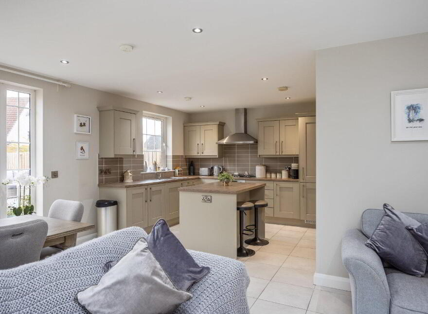 11 Prince Regent Park, Newtownards, BT23 7FT