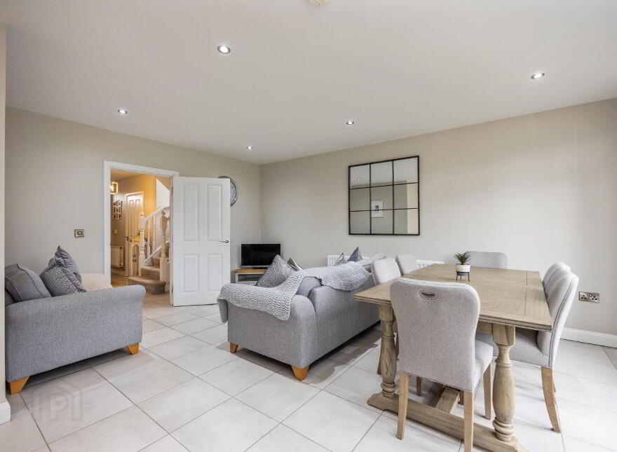 11 Prince Regent Park, Newtownards, BT23 7FT