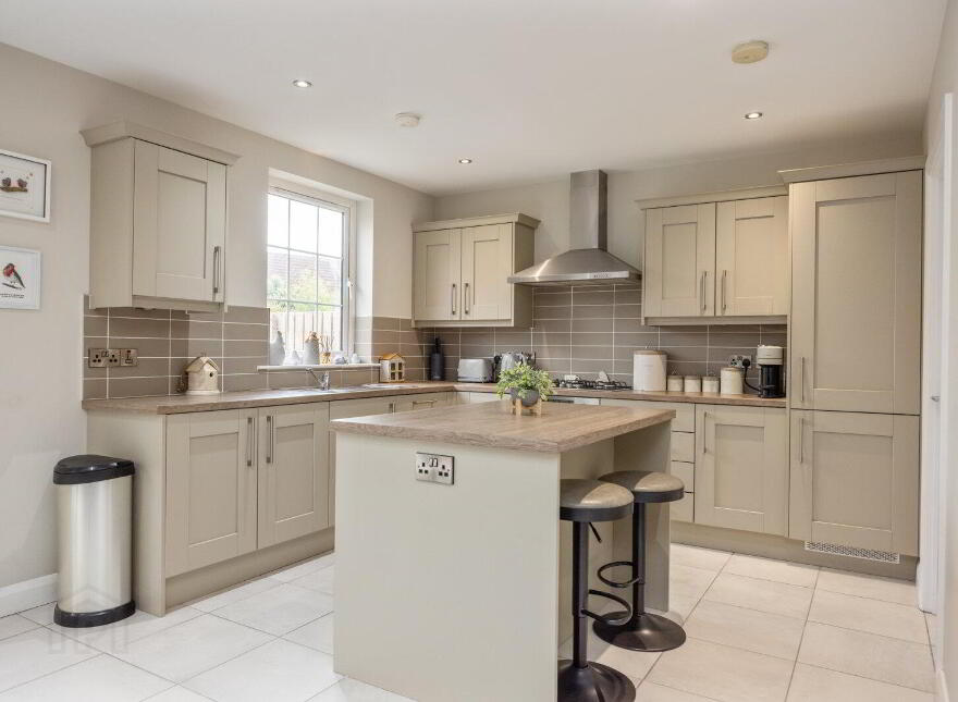 11 Prince Regent Park, Newtownards, BT23 7FT
