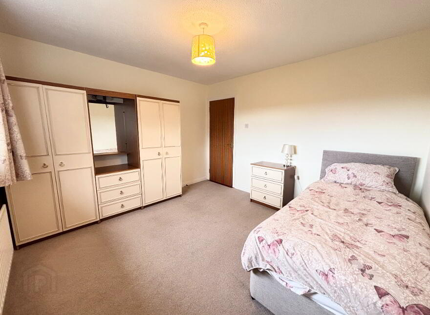 46 Meadowvale, Ballymena, BT42 4EY
