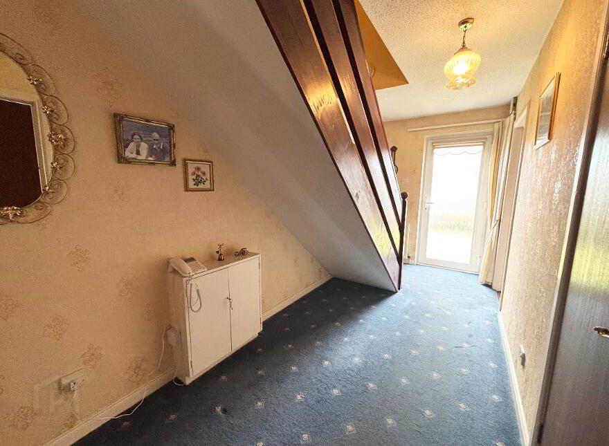46 Meadowvale, Ballymena, BT42 4EY