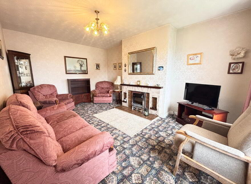 46 Meadowvale, Ballymena, BT42 4EY