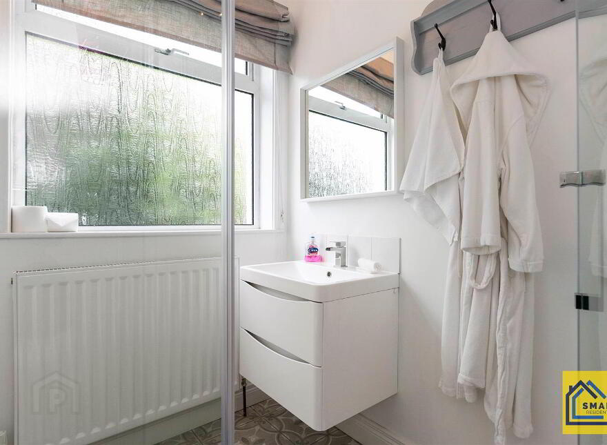 Apt 1, 148 Upper Newtownards Road, Belfast, BT4 3EQ