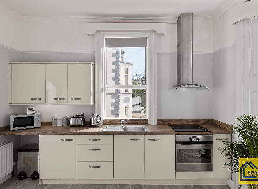 Apt 2, 148 Upper Newtownards Road, Belfast, BT4 3EQ