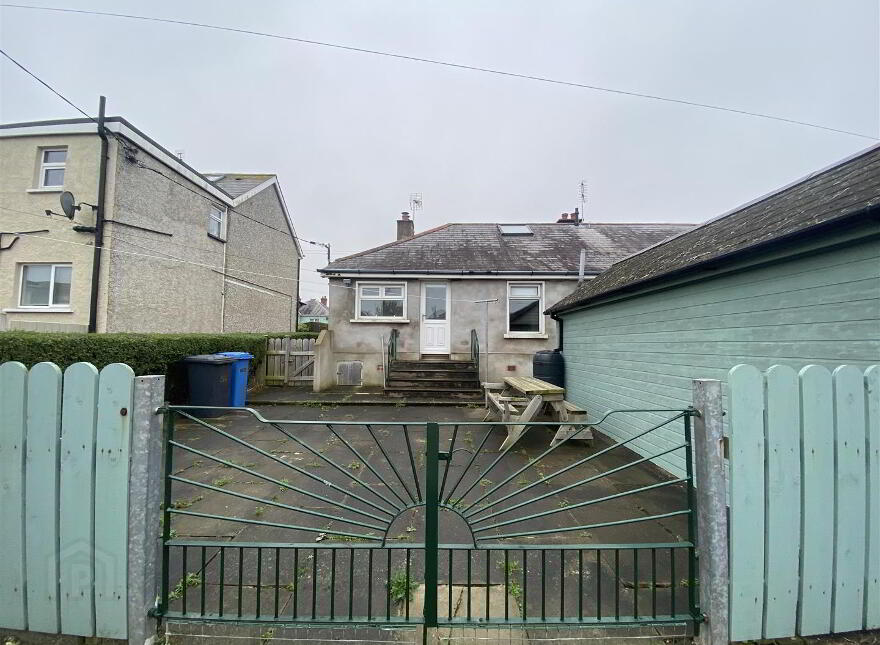 74 Millisle Road, Donaghadee, BT21 0LB