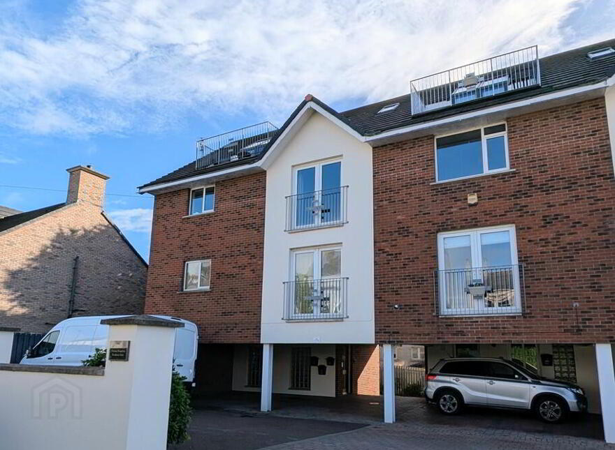 2 Clifton Gate, Bangor, BT20 5DZ