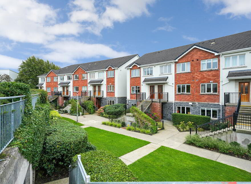 2 Esker Manor, Lucan, K78Y322