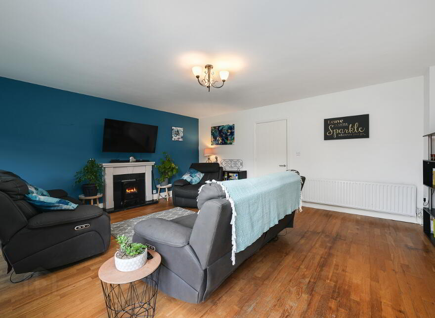 2 Esker Manor, Lucan, K78Y322