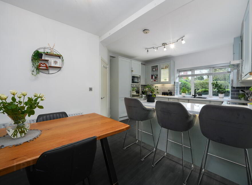 2 Esker Manor, Lucan, K78Y322