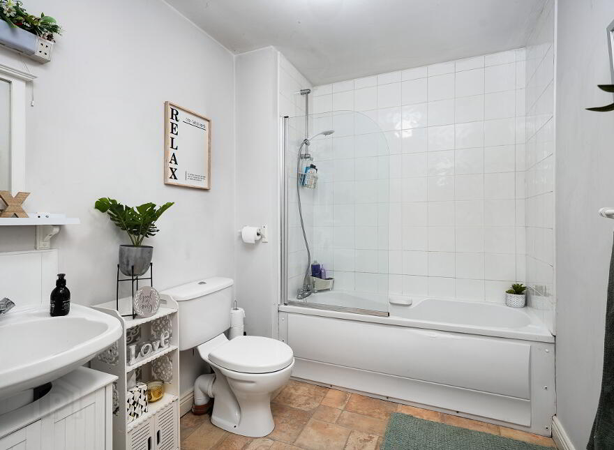 2 Esker Manor, Lucan, K78Y322