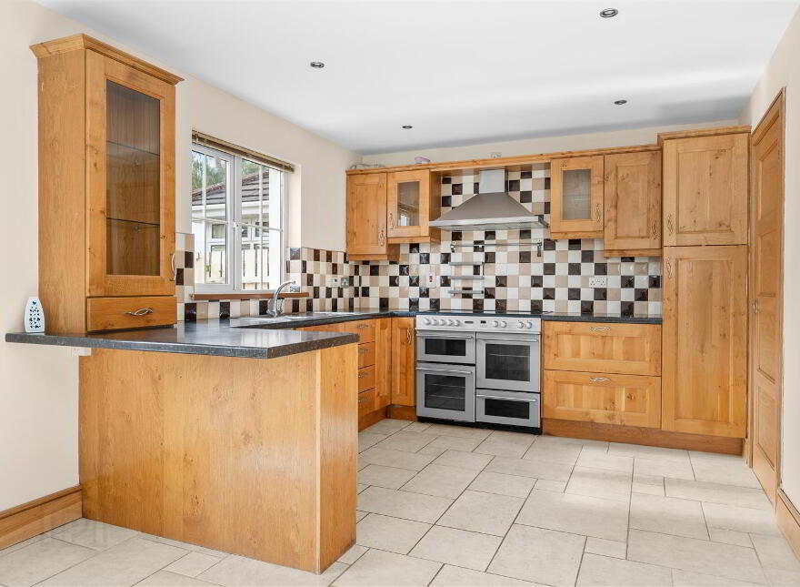5 Shanes Court, Randalstown, BT41 2AQ