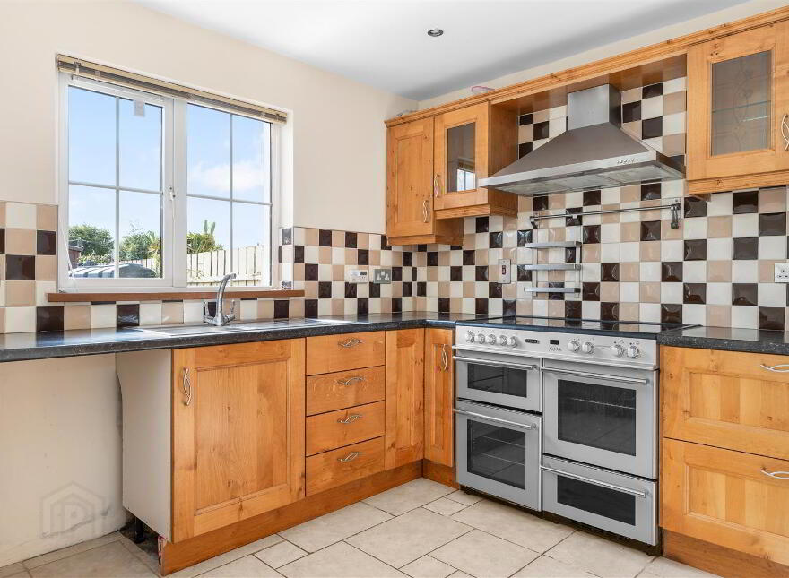 5 Shanes Court, Randalstown, BT41 2AQ