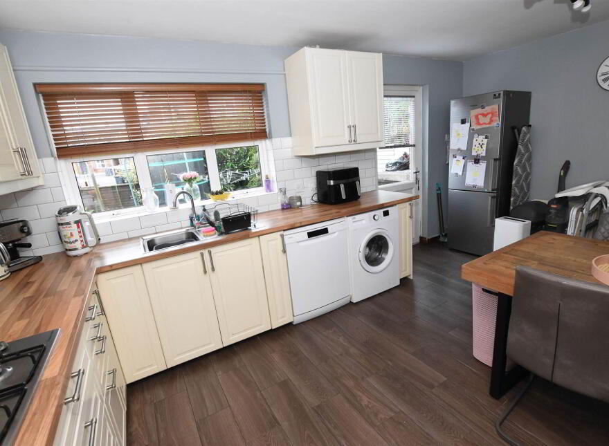 37 Whitethorn Avenue, Newtownards, BT23 8WT