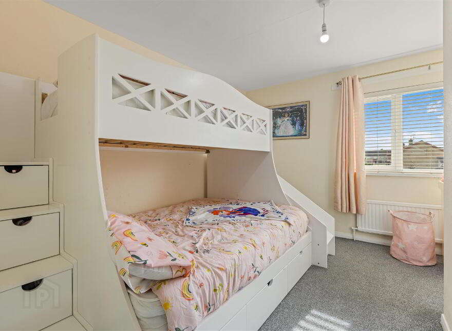 49 Stradowen Drive, Strathfoyle, Derry / Londonderry, BT47 6XN