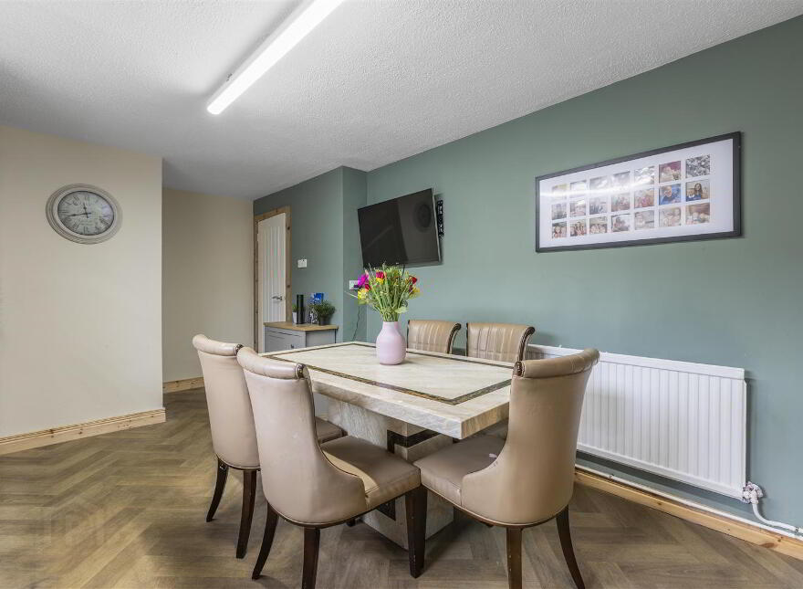 49 Stradowen Drive, Strathfoyle, Derry / Londonderry, BT47 6XN