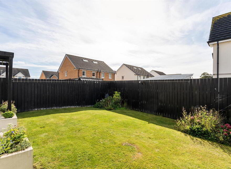8 Rocklyn Walk, Donaghadee, BT21 0FA