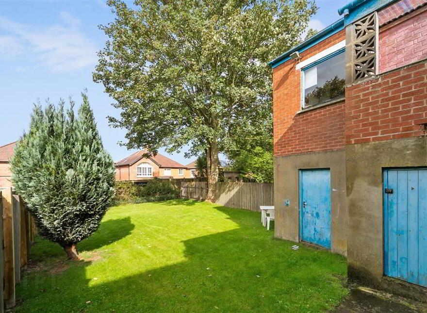 66 Galwally Park, Belfast, BT8 6AH