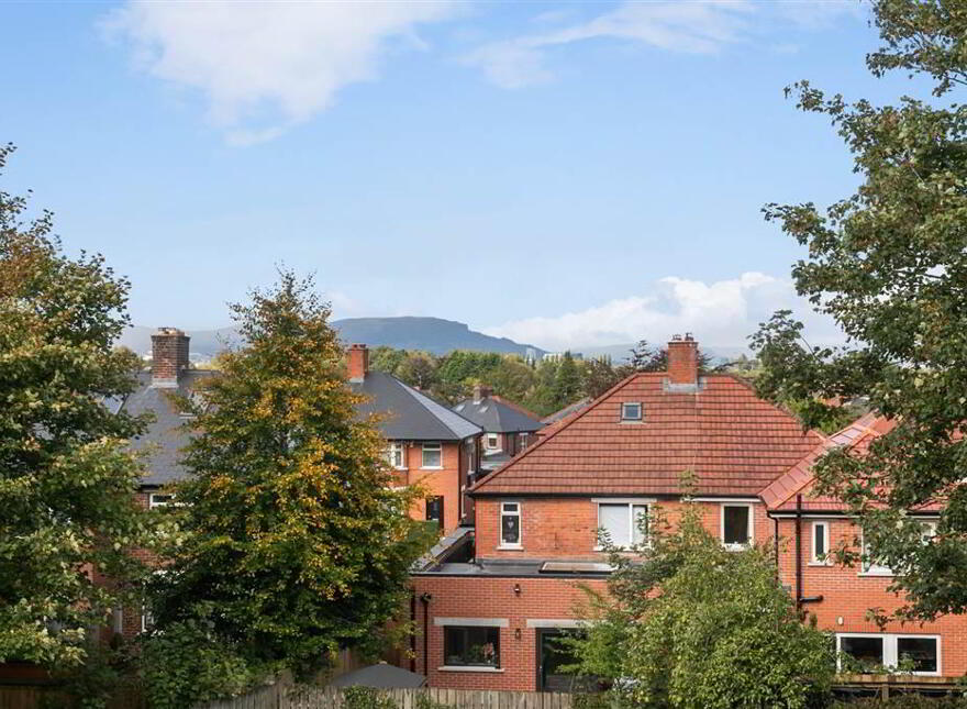 66 Galwally Park, Belfast, BT8 6AH