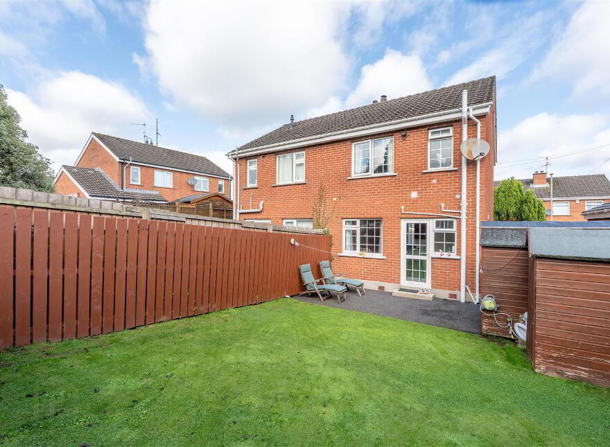 3 Muskett Park, Carryduff, Belfast, BT8 8QR
