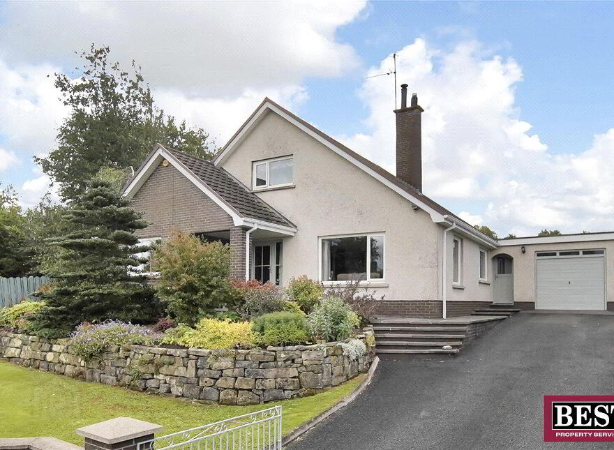 9 Tullanisken Heights, Dungannon, BT71 4BL photo
