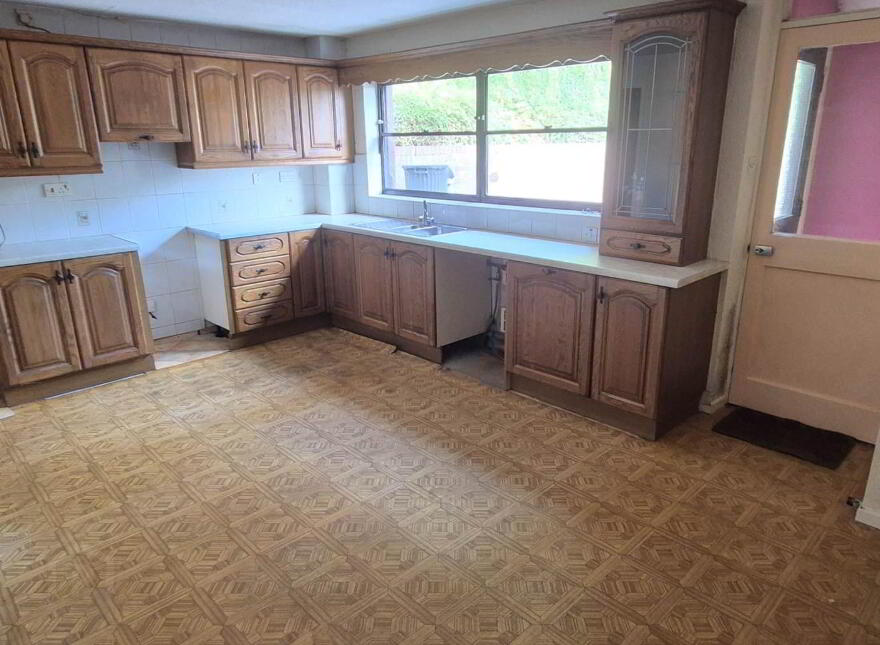 16 Little Diamond, Derry, BT48 9ED