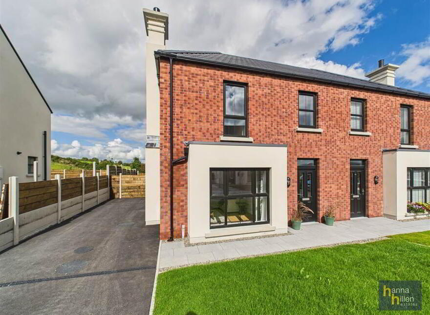 49 Gantry Lane, Newry, BT35 6FX photo