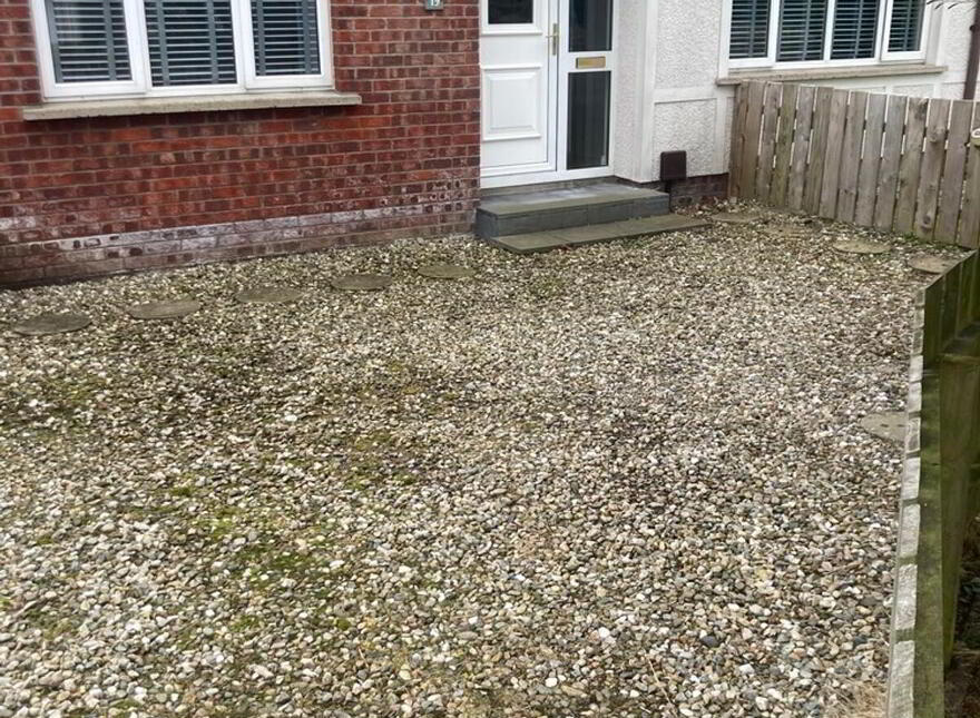 19 Gransden Park, Coleraine, BT52 1WA photo