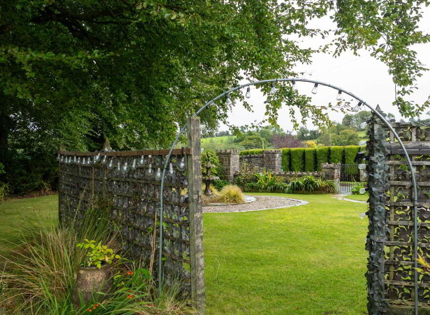 Manor House, Drumanespick, Cavan Road, Bailieborough, A82KR58