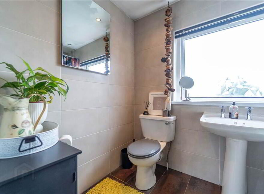 20 Woodford Grange, Bangor, BT19 6ZA