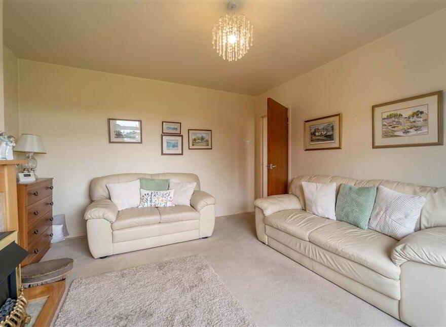 54 Churchill Park, Bangor, BT20 5RL