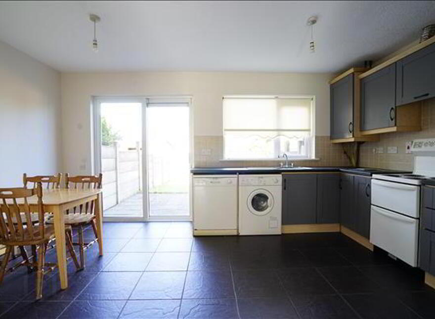 Ardleigh, Bracken Grove, Waterford