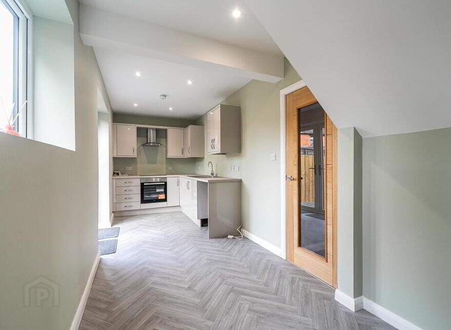 7 Kinnegar Road, Upper Lisburn Road, Belfast, BT10 0DP