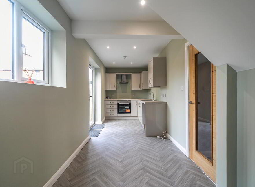 7 Kinnegar Road, Upper Lisburn Road, Belfast, BT10 0DP