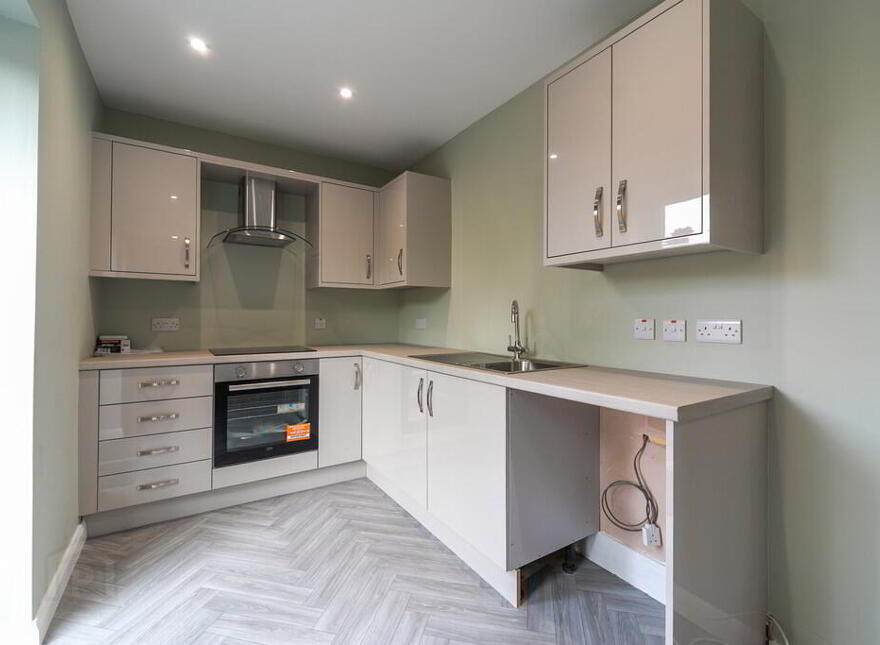 7 Kinnegar Road, Upper Lisburn Road, Belfast, BT10 0DP