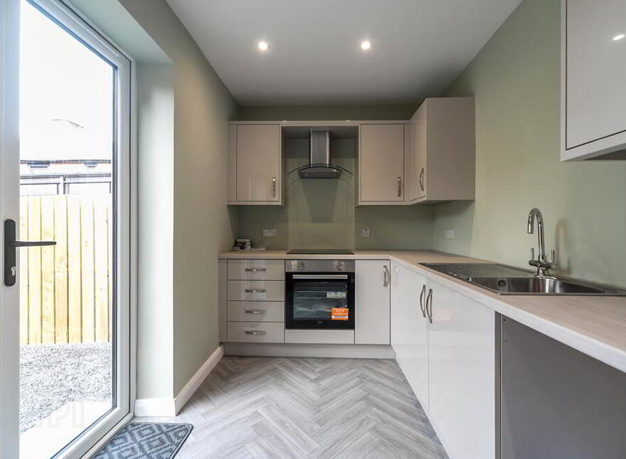 7 Kinnegar Road, Upper Lisburn Road, Belfast, BT10 0DP