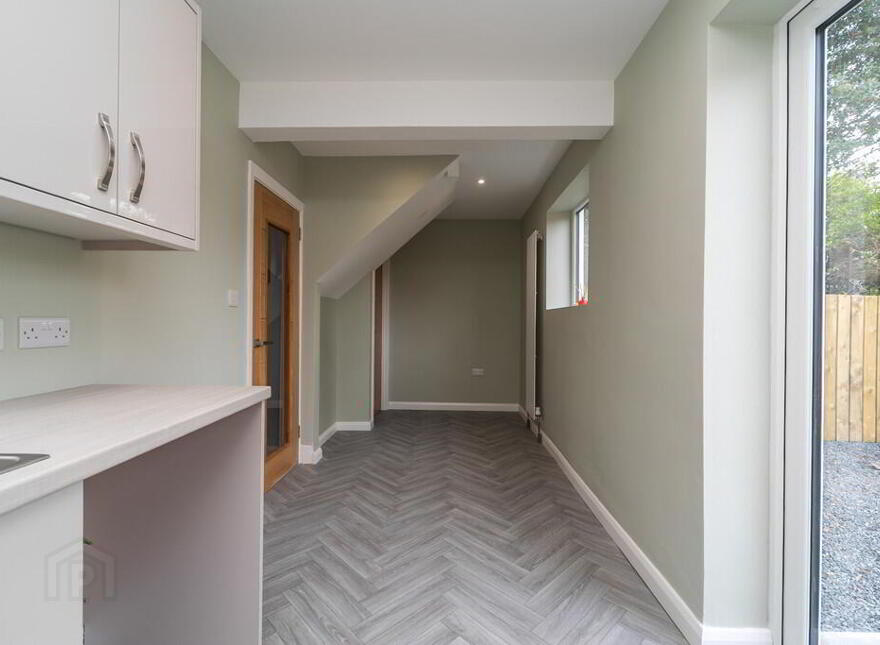 7 Kinnegar Road, Upper Lisburn Road, Belfast, BT10 0DP