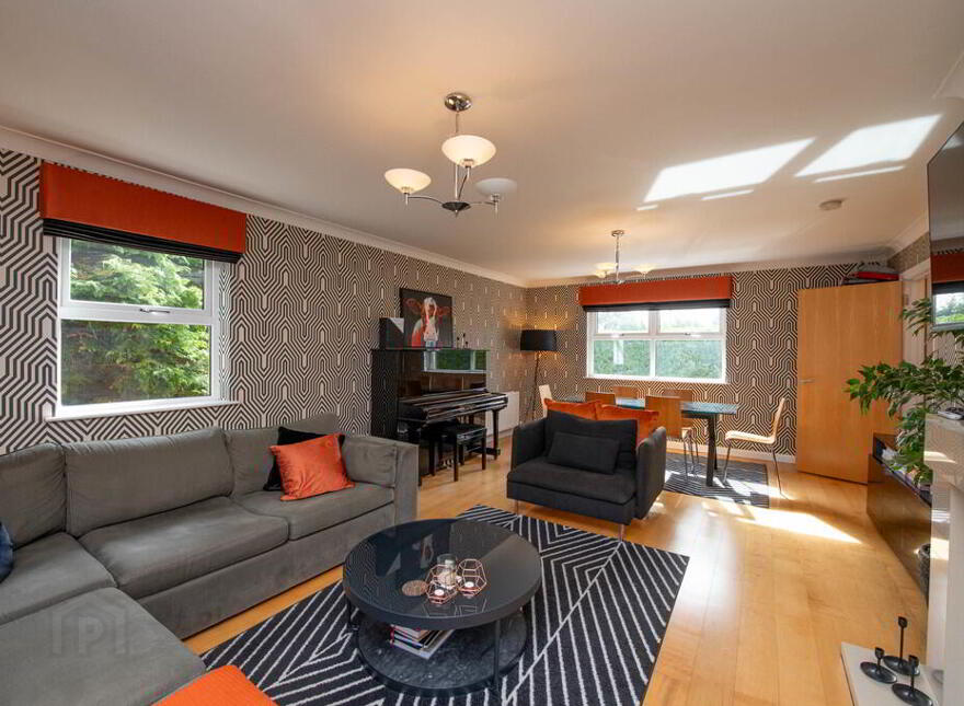 49 Farm Lodge Drive, Greenisland, Carrickfergus, BT38 8XN