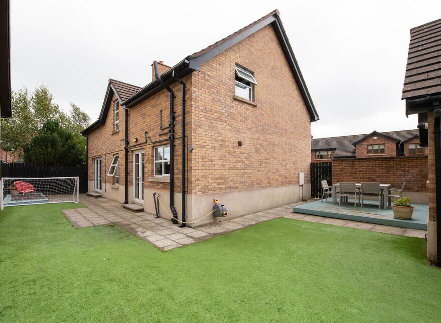 49 Farm Lodge Drive, Greenisland, Carrickfergus, BT38 8XN