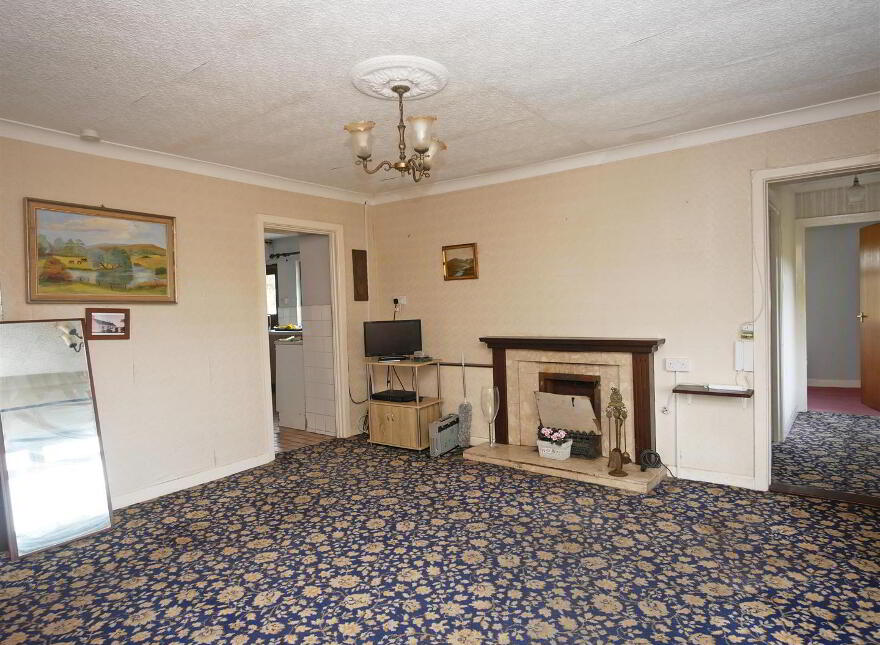 7 Manor Road, Comber, Newtownards, BT23 6AL