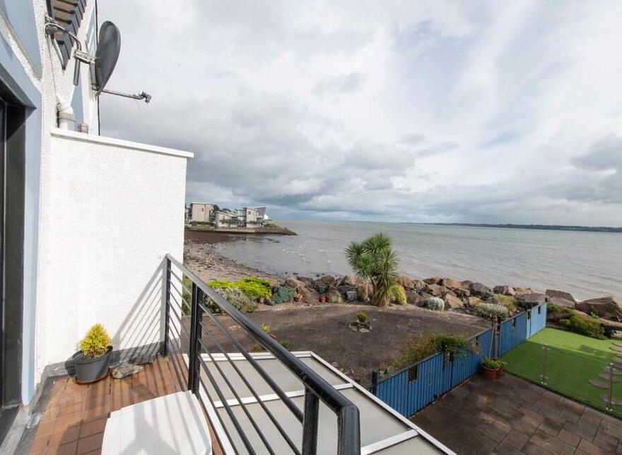 4 Seapoint, Belfast Road, Carrickfergus, BT38 8BB