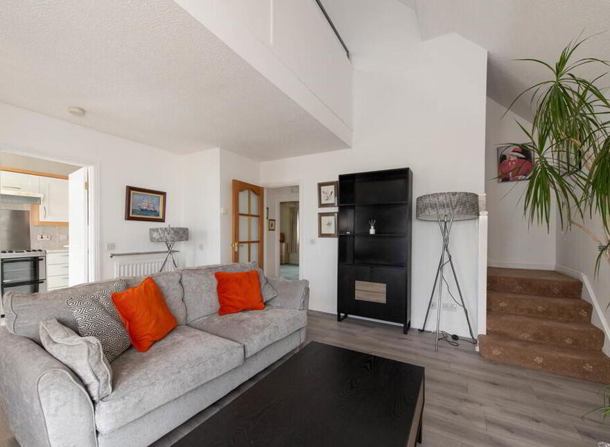 4 Seapoint, Belfast Road, Carrickfergus, BT38 8BB