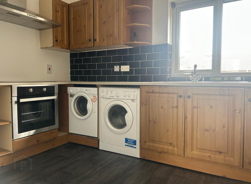 60d Bernagh Green, Newcastle, BT33 0BS