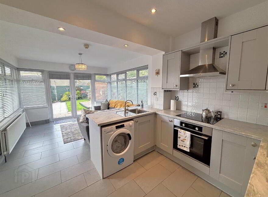 1 Ballygomartin Park, Belfast, BT13 3NP