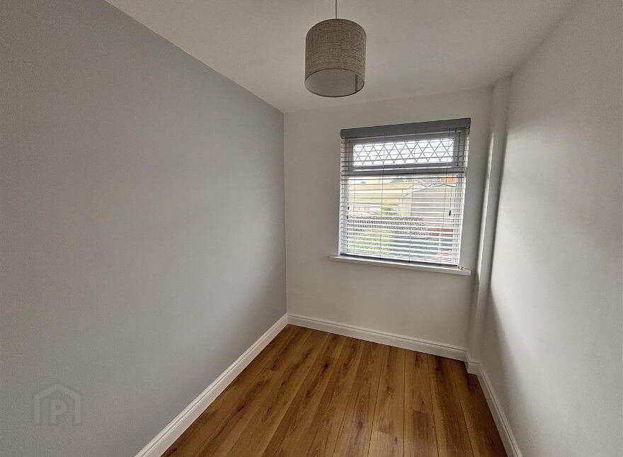 1 Ballygomartin Park, Belfast, BT13 3NP