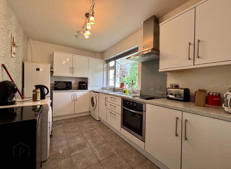 693 Antrim Road, Belfast, BT15 4EH