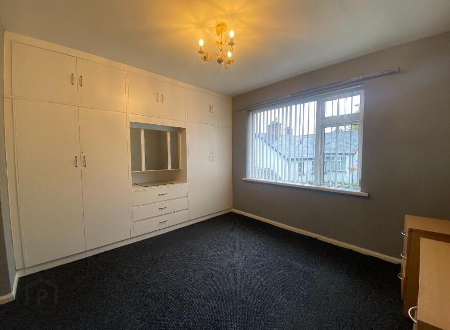 693 Antrim Road, Belfast, BT15 4EH